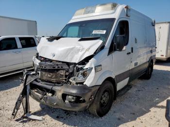  Salvage Mercedes-Benz Sprinter
