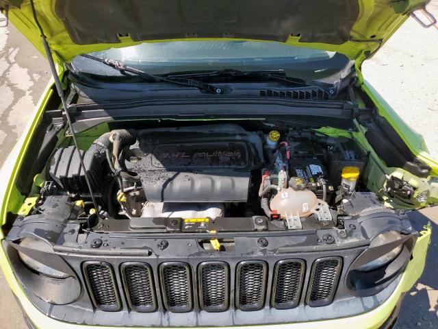 Jeep Renegade Latitude Image 11