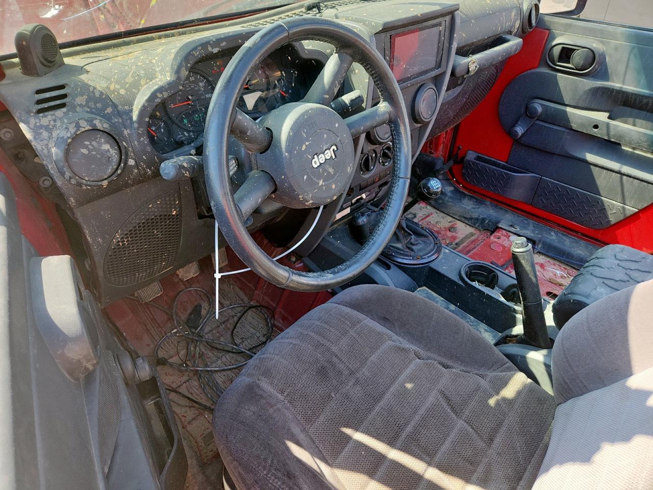 Jeep Wrangler X Image 13