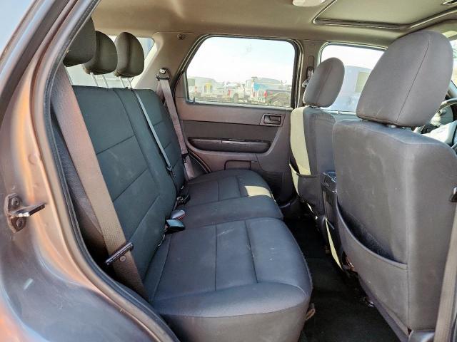 Ford Escape Xlt Image 8