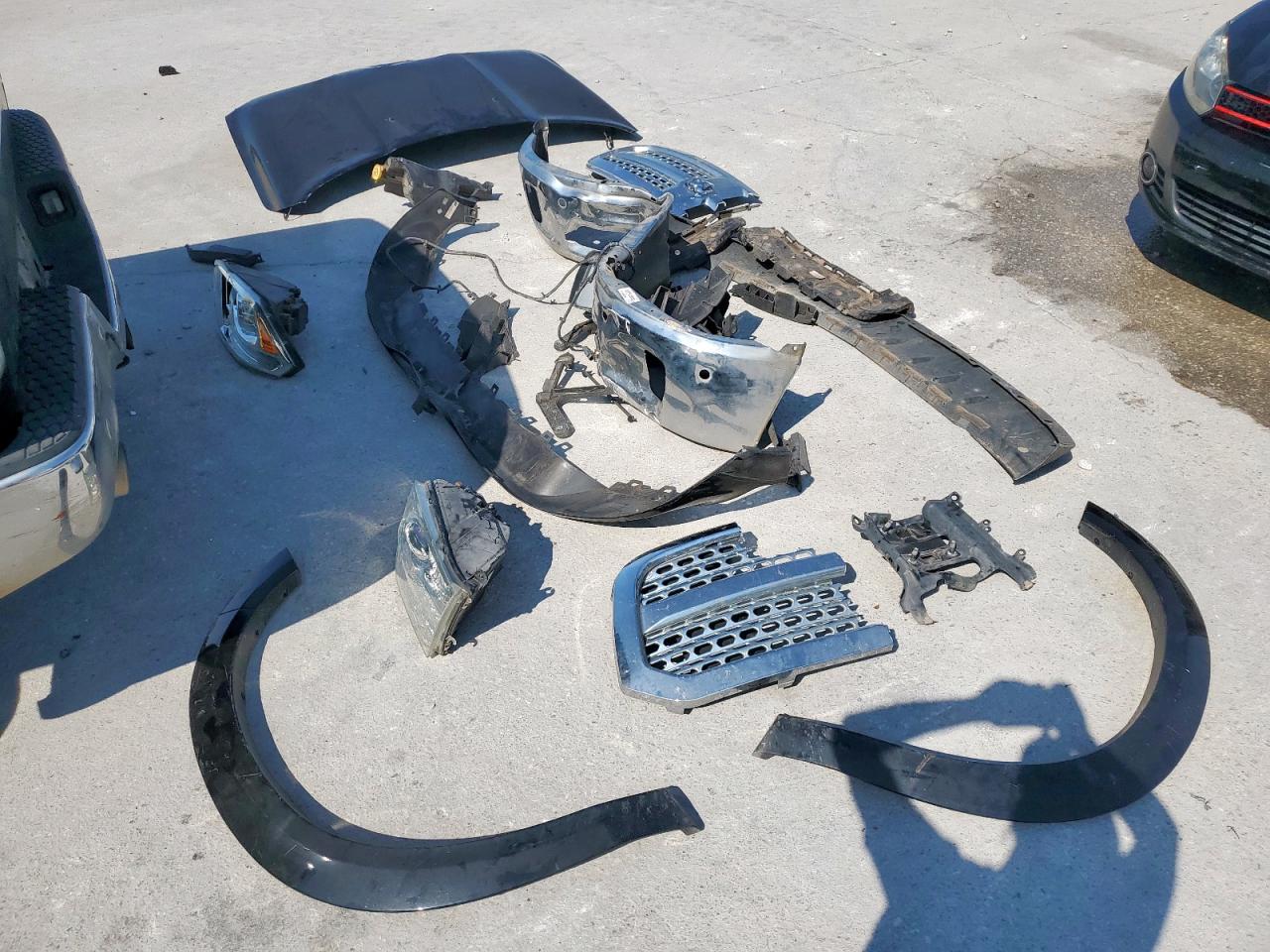 Ram 1500 Laramie Image 9