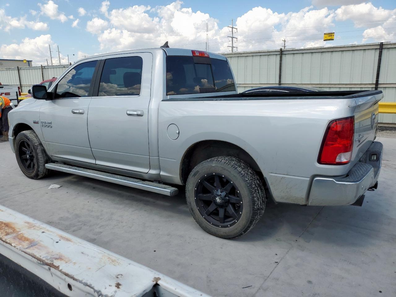 Ram 1500 Slt Image 2