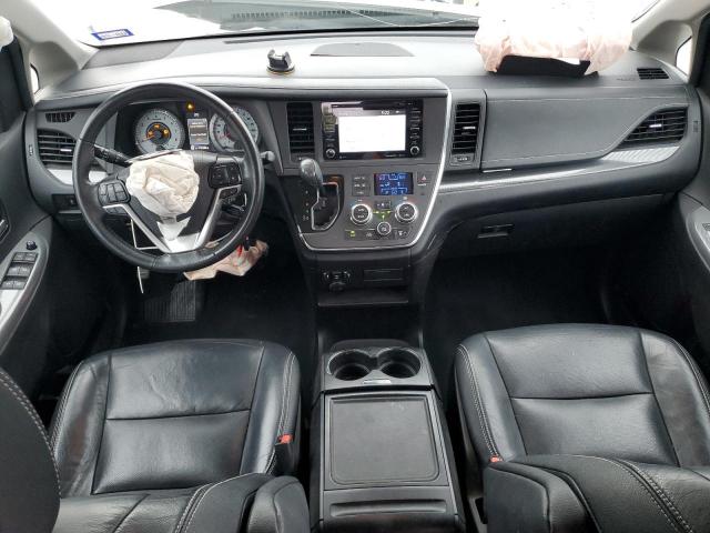 Toyota Sienna Se Image 13