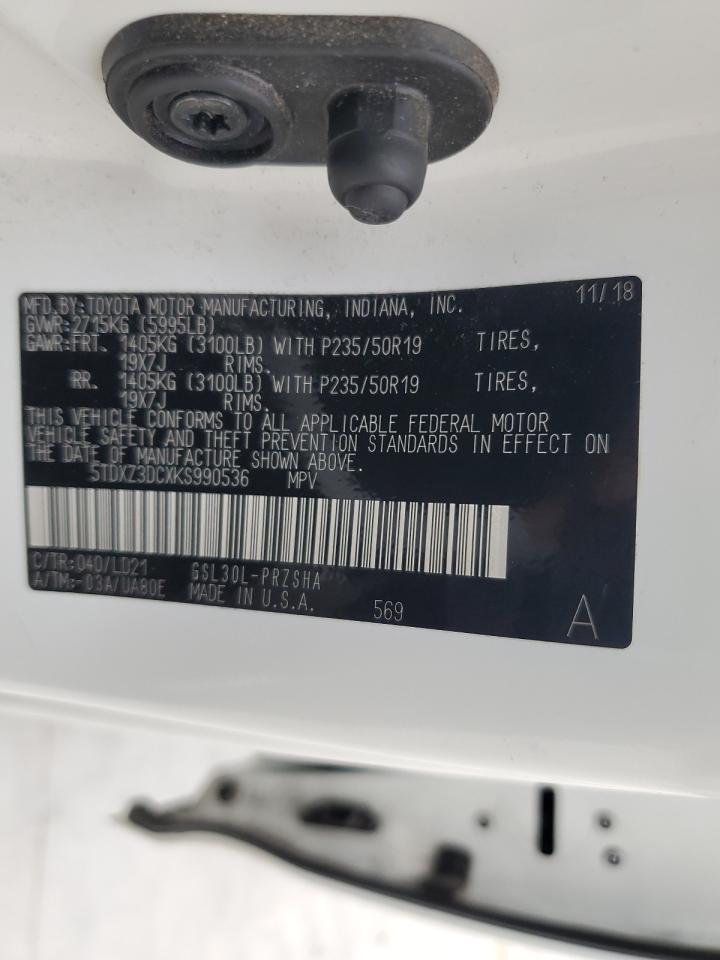 Toyota Sienna Se Image 11