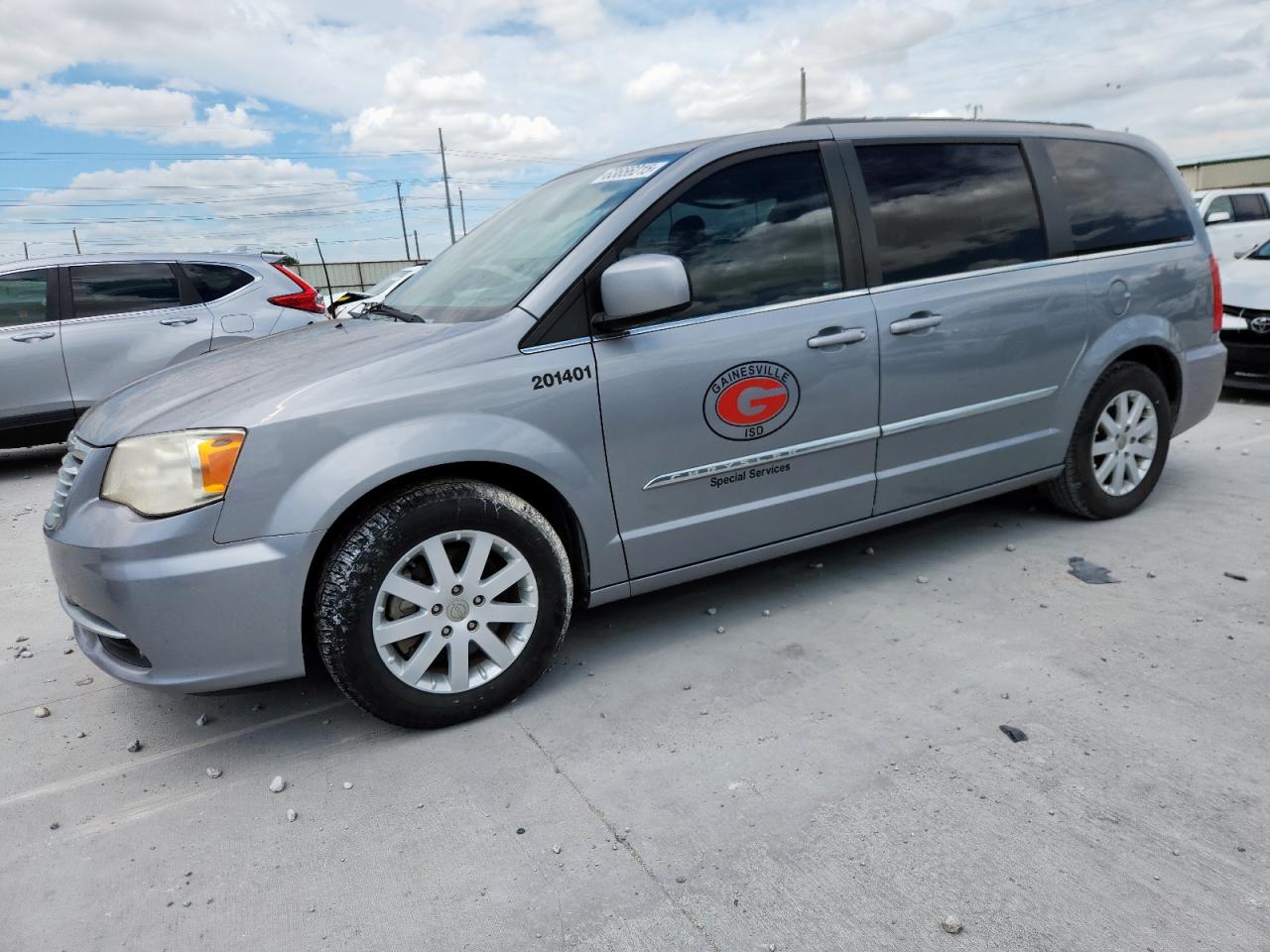 Chrysler Minivan Touring Image 1