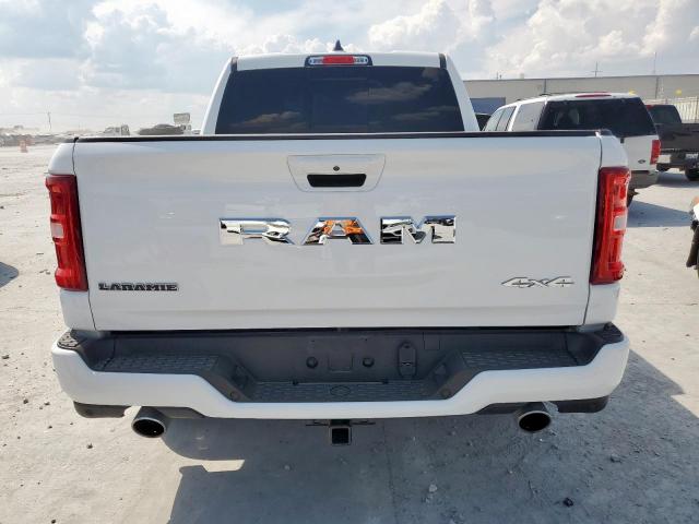 Ram 1500 Laramie Image 4