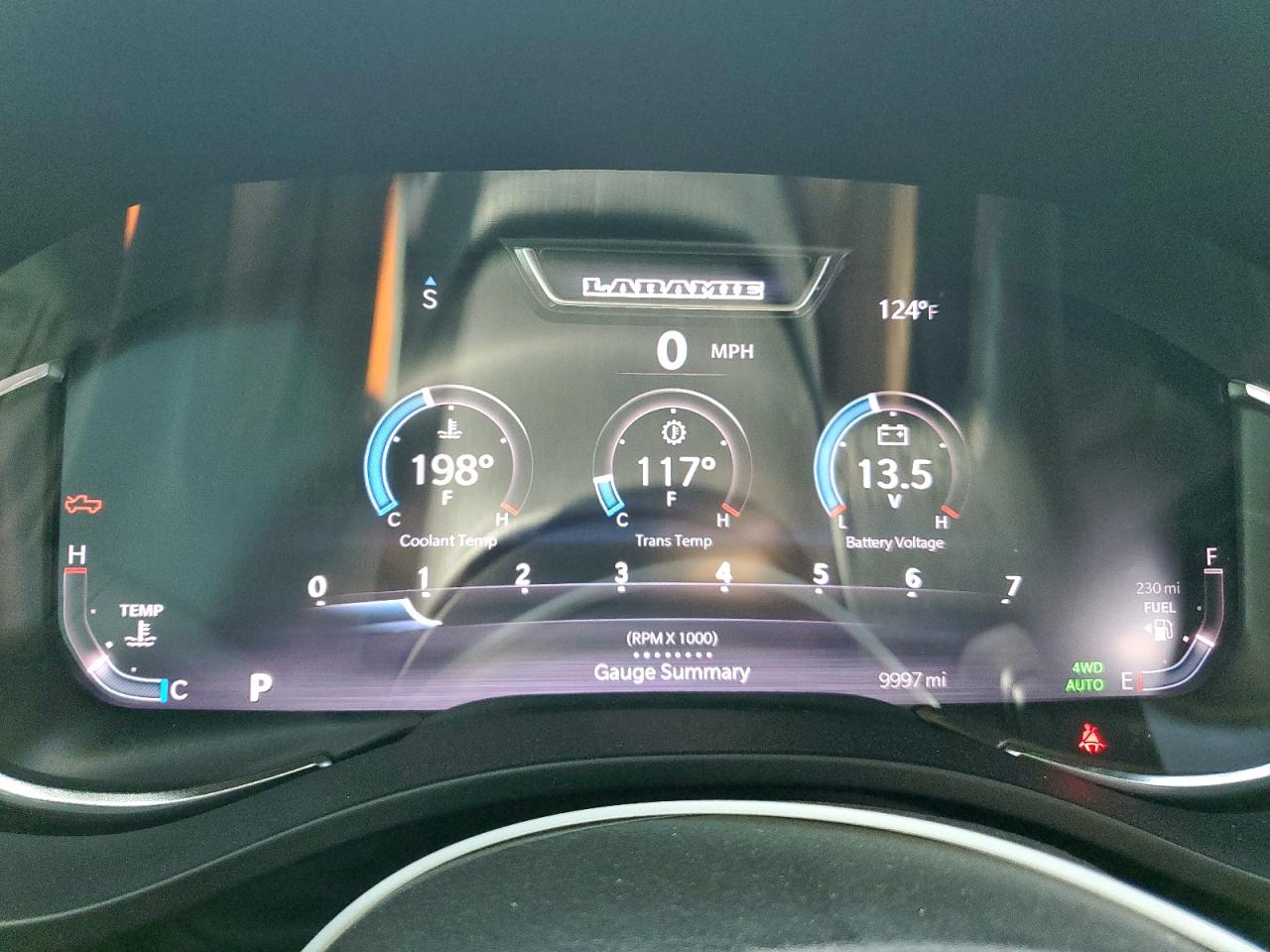 Ram 1500 Laramie Image 8