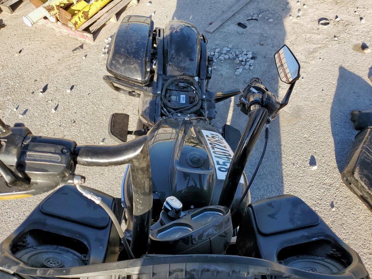 Harley-Davidson Fl Image 4