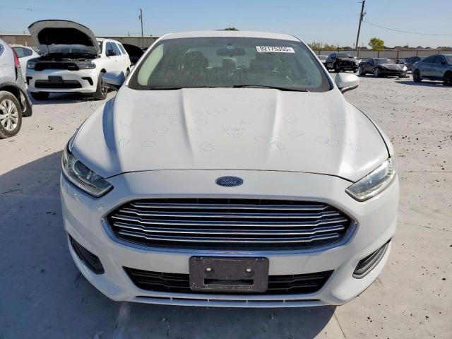 Ford Fusion S Image 2