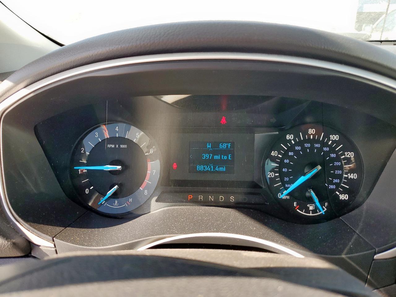 Ford Fusion S Image 6