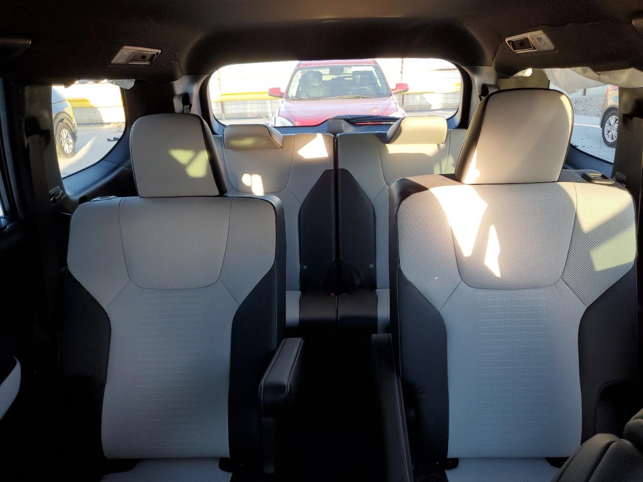 Lexus Tx 500h F 500h F Sport Premium Image 11