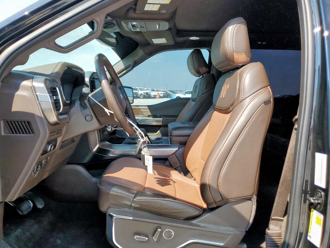 Ford F-150 Supercrew Image 4