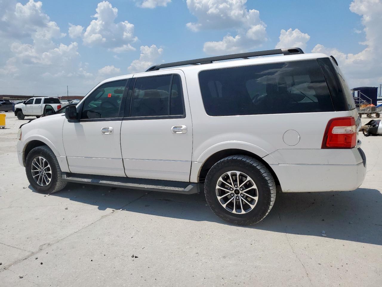 Ford Expedition El Xlt Image 5