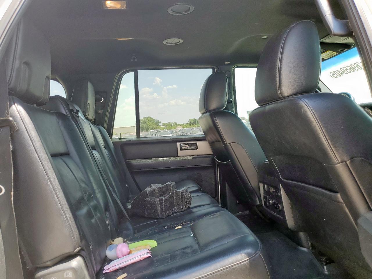 Ford Expedition El Xlt Image 9