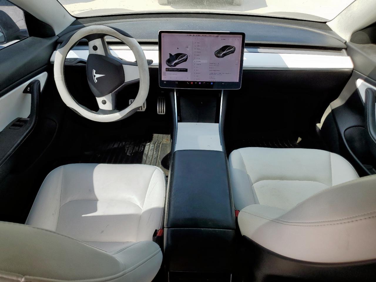 Tesla Model 3 Image 7