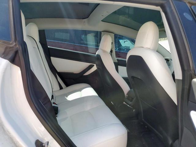 Tesla Model 3 Image 8