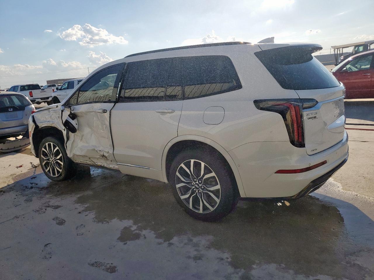 Cadillac XT6 Sport Image 8