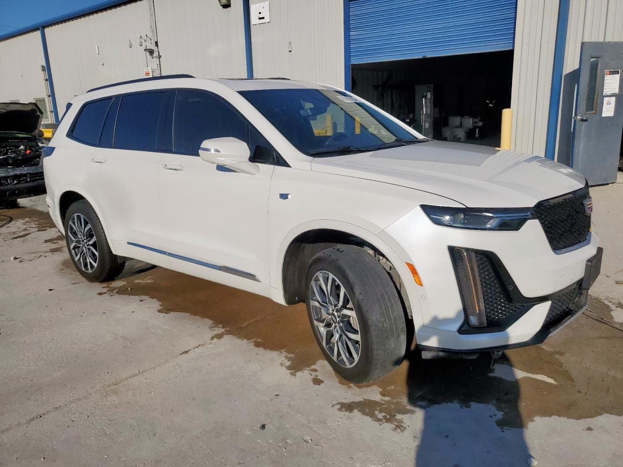 Cadillac XT6 Sport Image 13