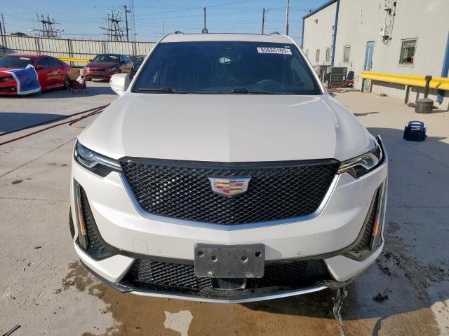 Cadillac XT6 Sport Image 12