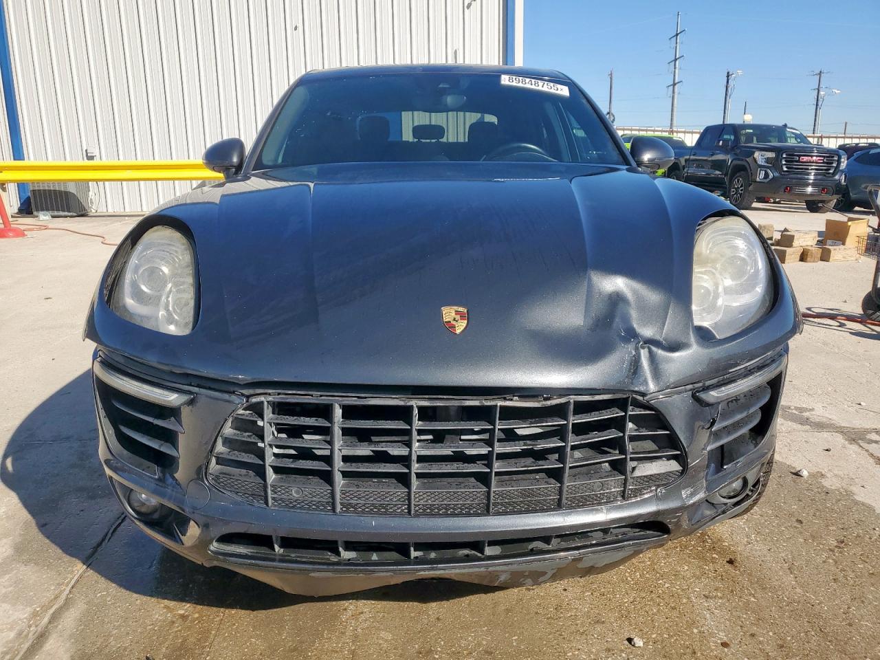 Porsche Macan S Image 10