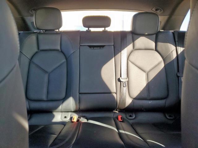 Porsche Macan S Image 2