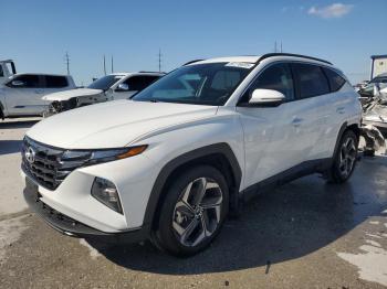 Salvage Hyundai TUCSON