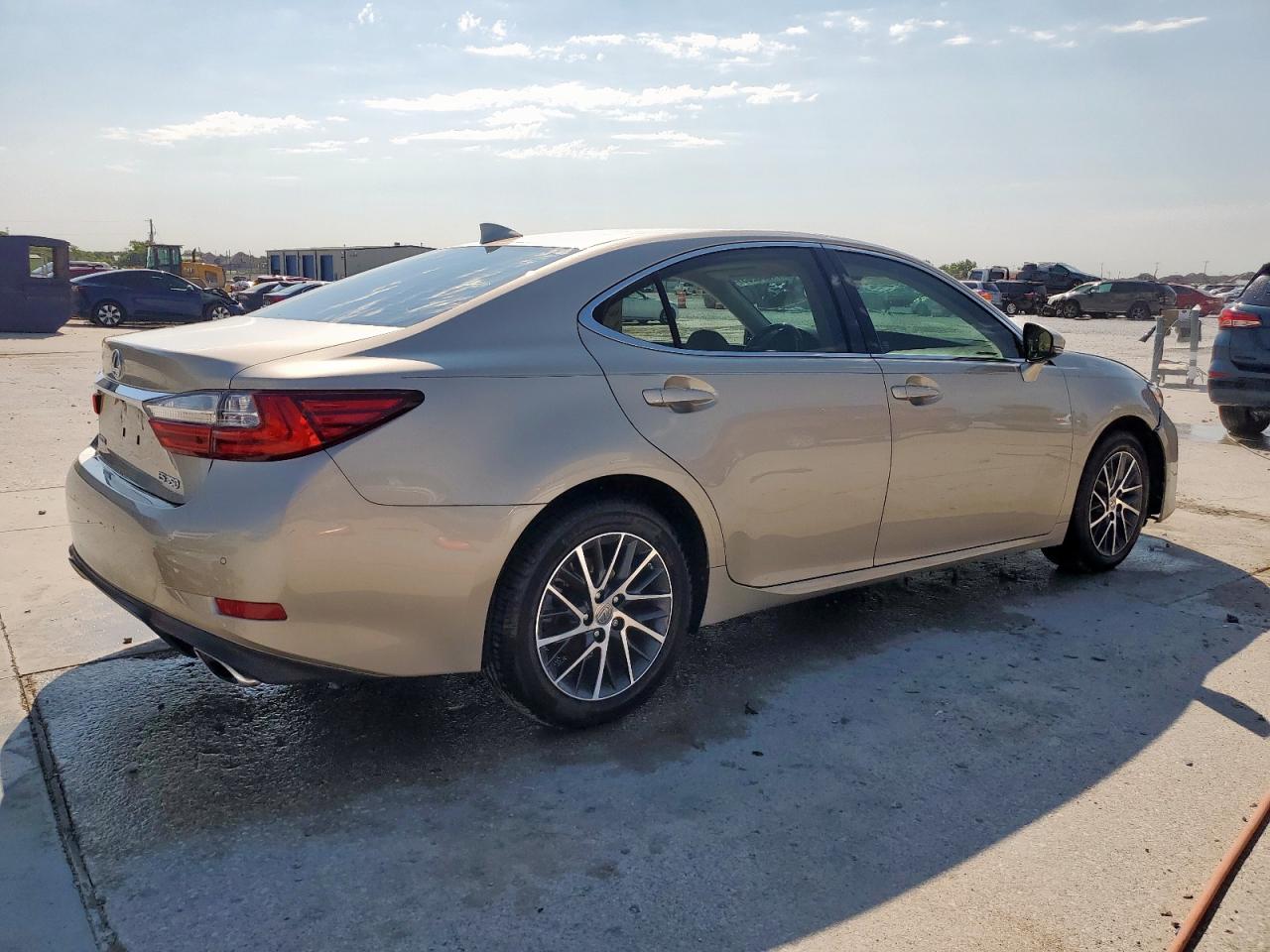 Lexus Es 350 Image 13