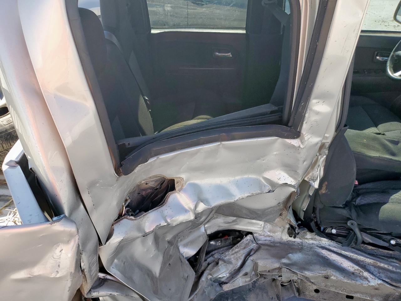 Chevrolet Colorado Image 9