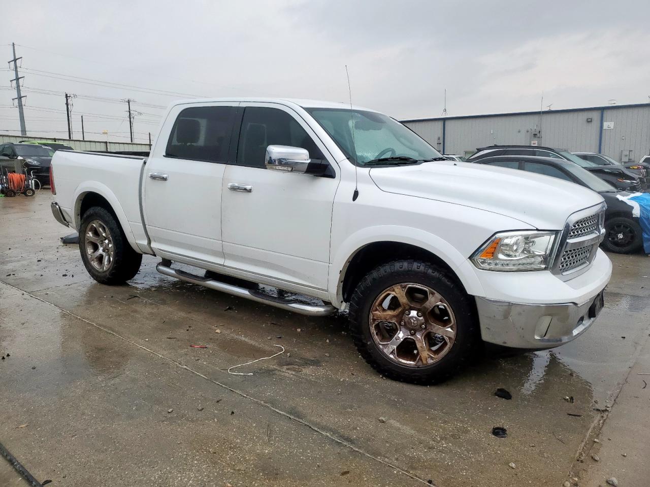 Ram 1500 Laramie Image 3