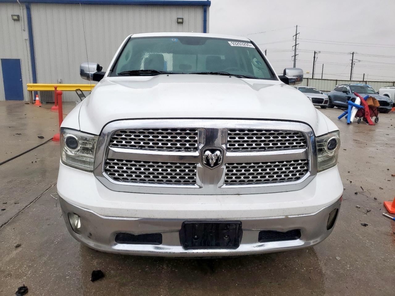 Ram 1500 Laramie Image 12