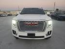 GMC Yukon Denali Image 7