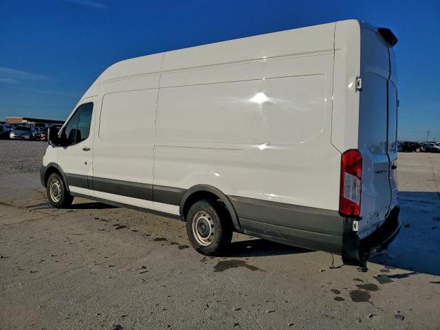 Ford Transit T-250 Image 2