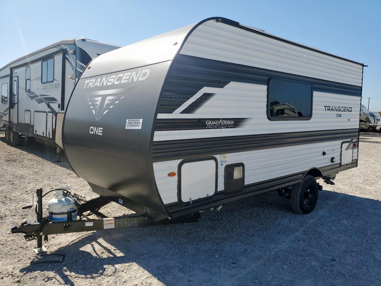 Grand Design Transcend Image 2