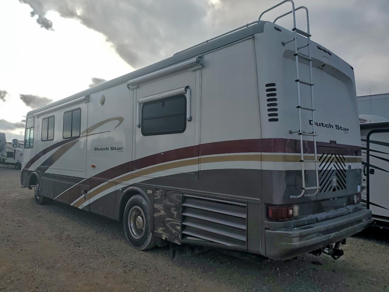 Newmar Dutchstar 3852 X Line Motor Home Image 5