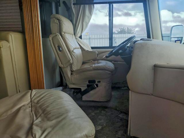 Newmar Dutchstar 3852 X Line Motor Home Image 3