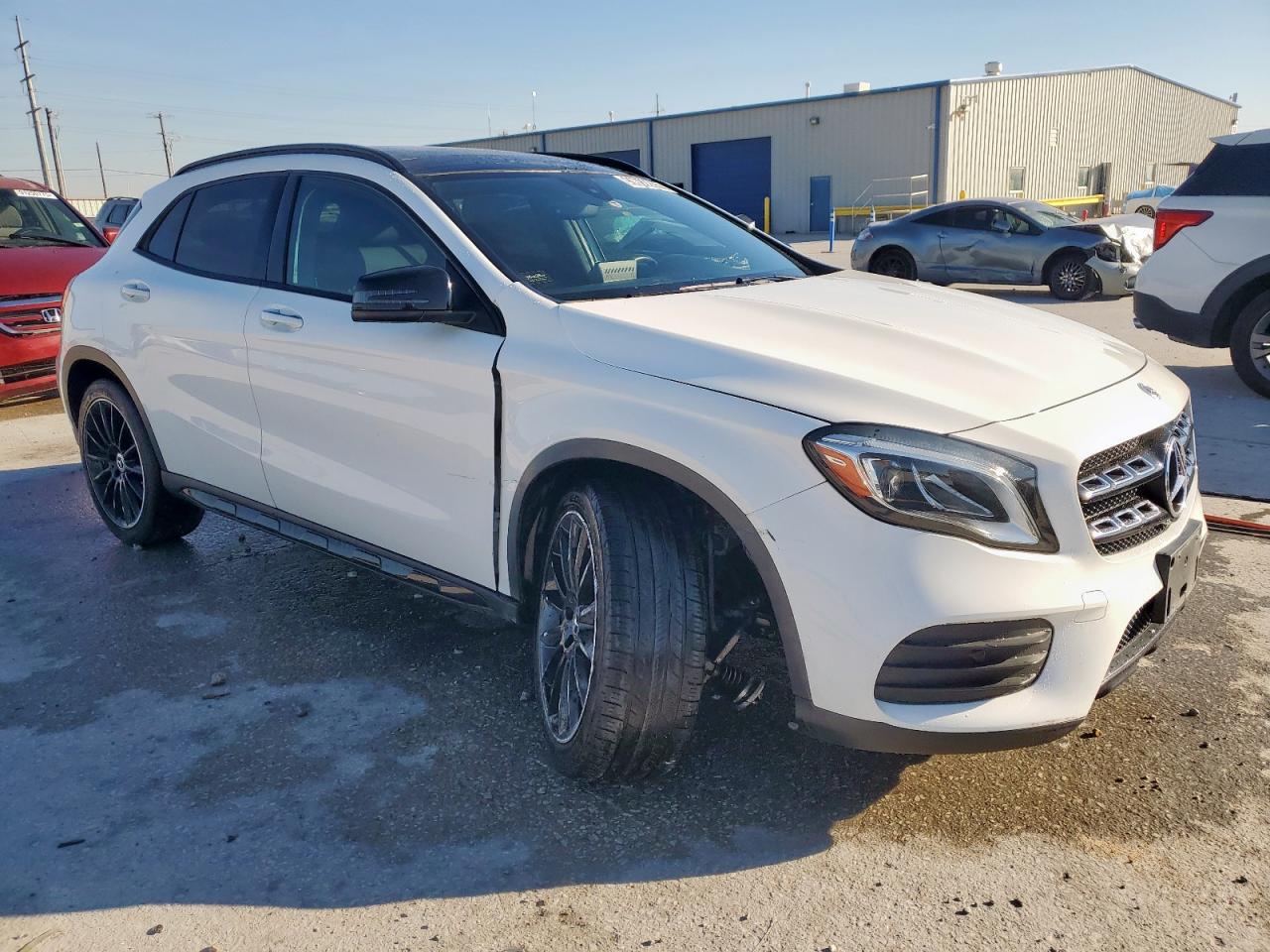 Mercedes-Benz GLA 250 Image 3