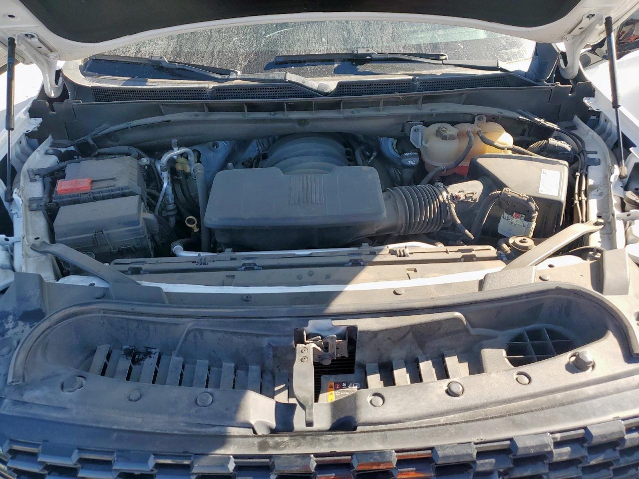 GMC Yukon K1500 At4 Image 14