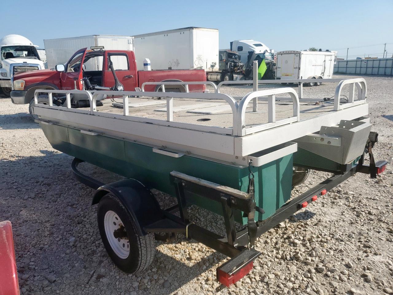 Other Pontoon Image 2