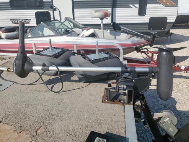 Other Pontoon Image 4