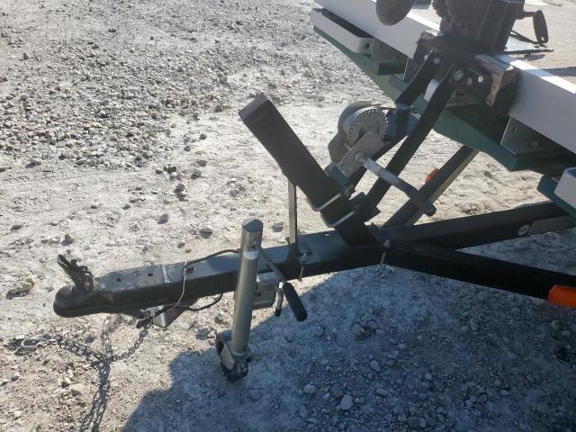 Other Pontoon Image 8