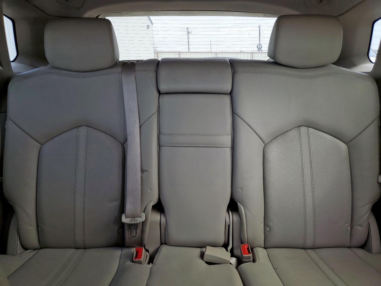 Cadillac SRX Luxury Collection Image 12