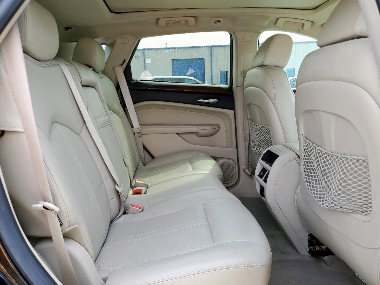 Cadillac SRX Luxury Collection Image 9