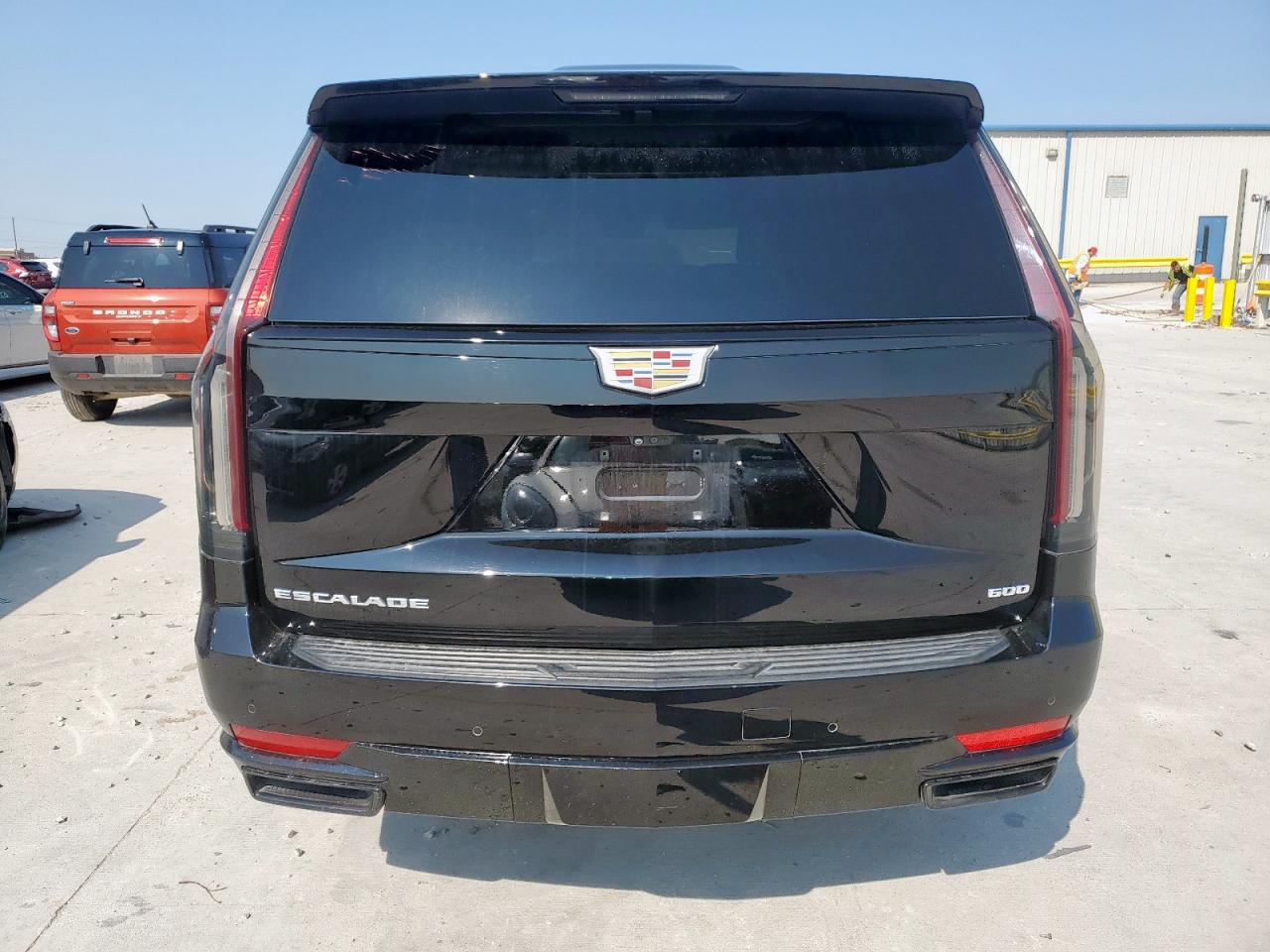 Cadillac Escalade Sport Platinum Image 11