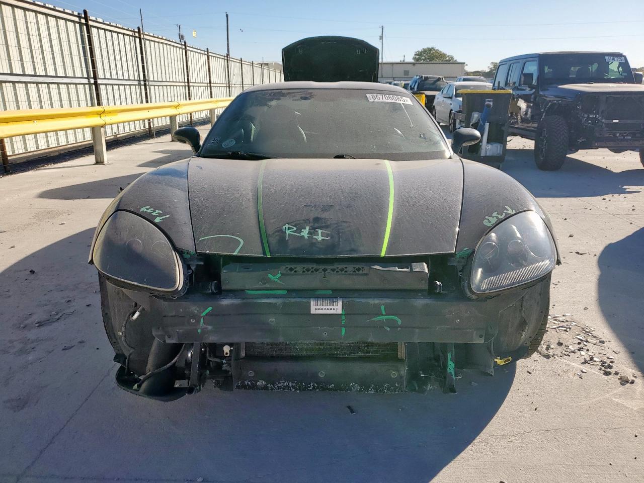 Chevrolet Corvette Image 3