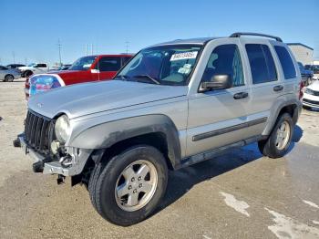  Salvage Jeep Liberty