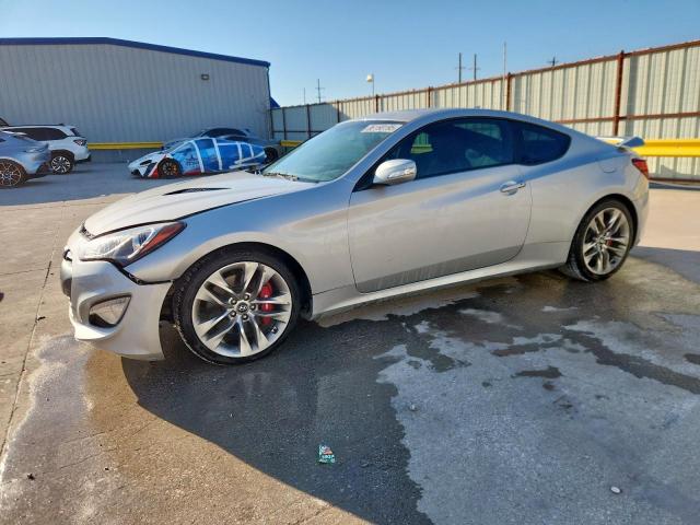  Salvage Hyundai Genesis
