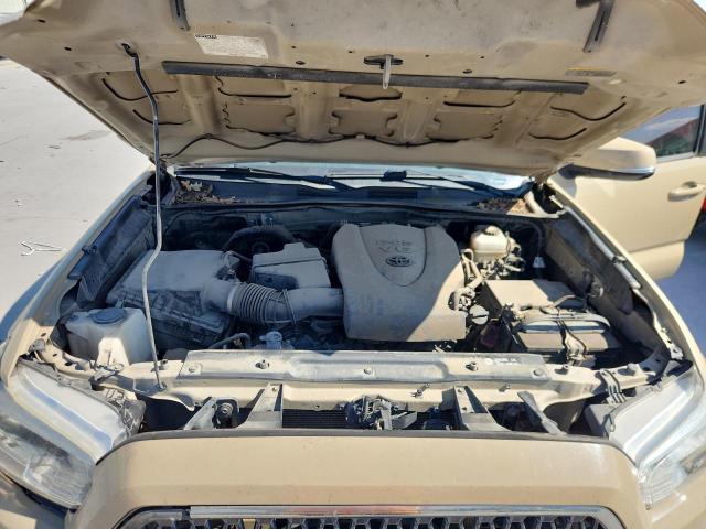 Toyota Tacoma Double Cab Image 7