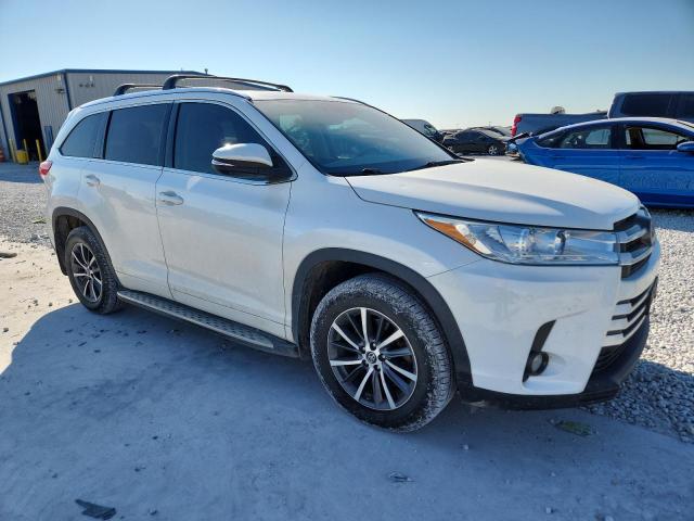 Toyota Highlander Se Image 2