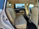 Toyota Highlander Se Image 9