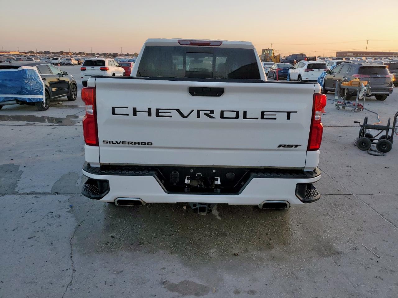 Chevrolet Silverado K1500 Rst Image 6